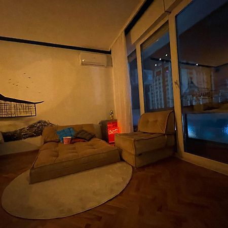 Appartement Prishtina In & Out à Pristina Extérieur photo
