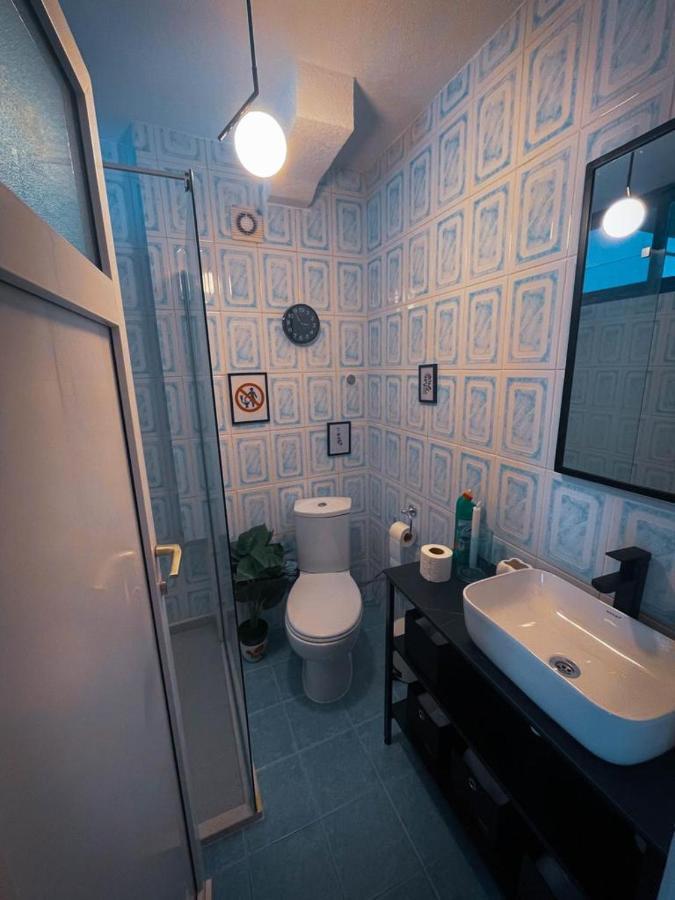 Appartement Prishtina In & Out à Pristina Extérieur photo